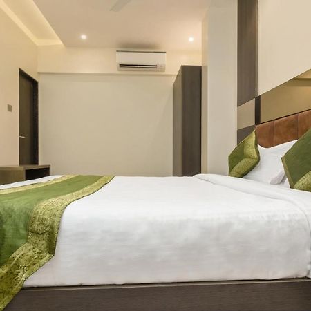 Hotel Oyster Suite Andheri West Mumbai Eksteriør bilde
