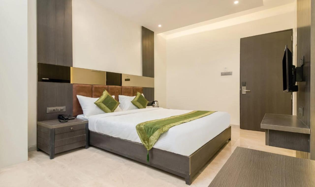 Hotel Oyster Suite Andheri West Mumbai Eksteriør bilde
