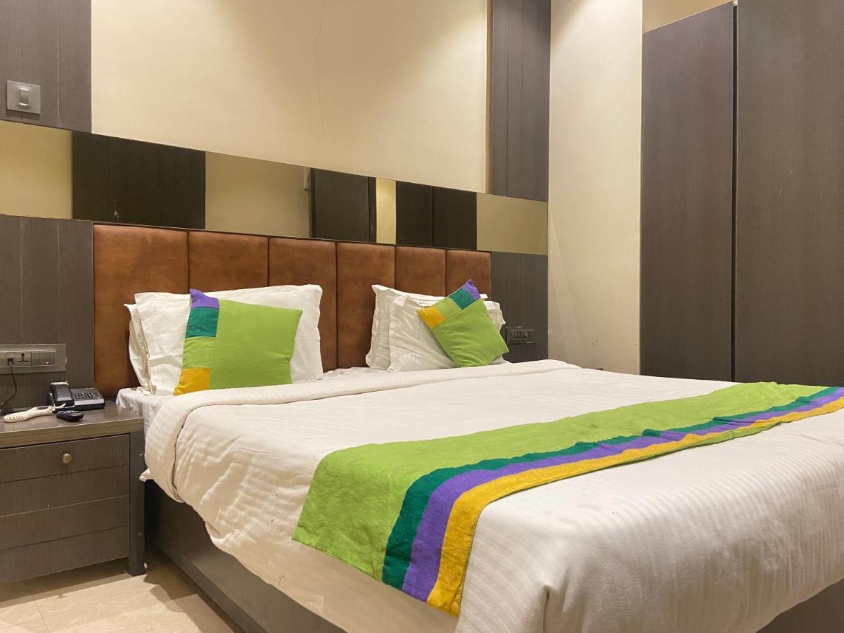 Hotel Oyster Suite Andheri West Mumbai Eksteriør bilde