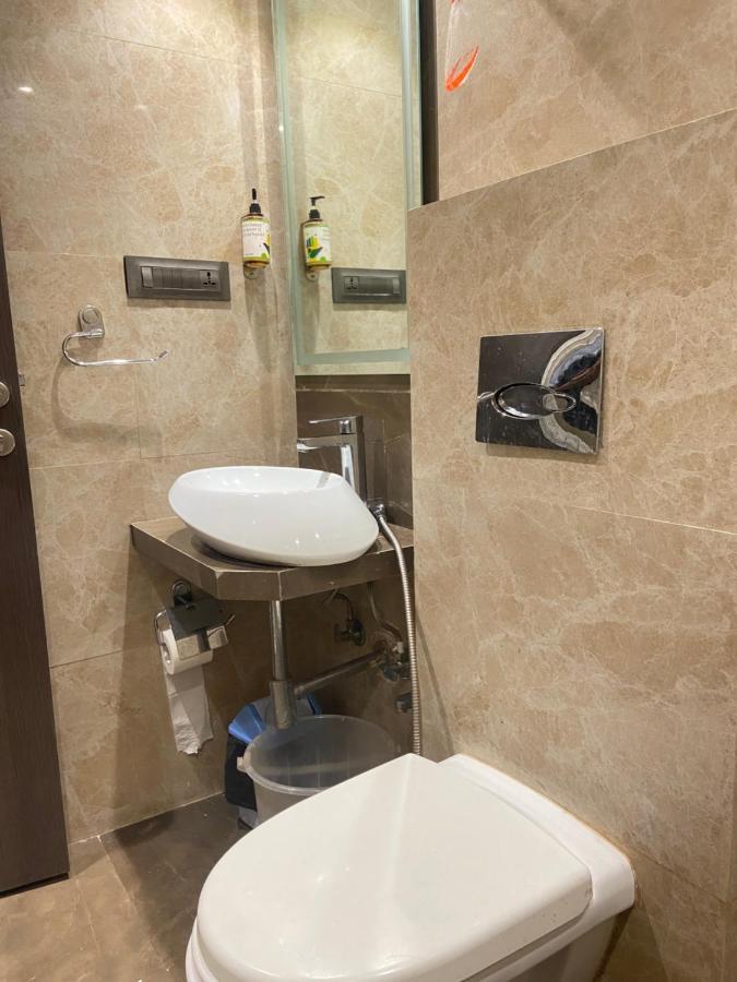 Hotel Oyster Suite Andheri West Mumbai Eksteriør bilde