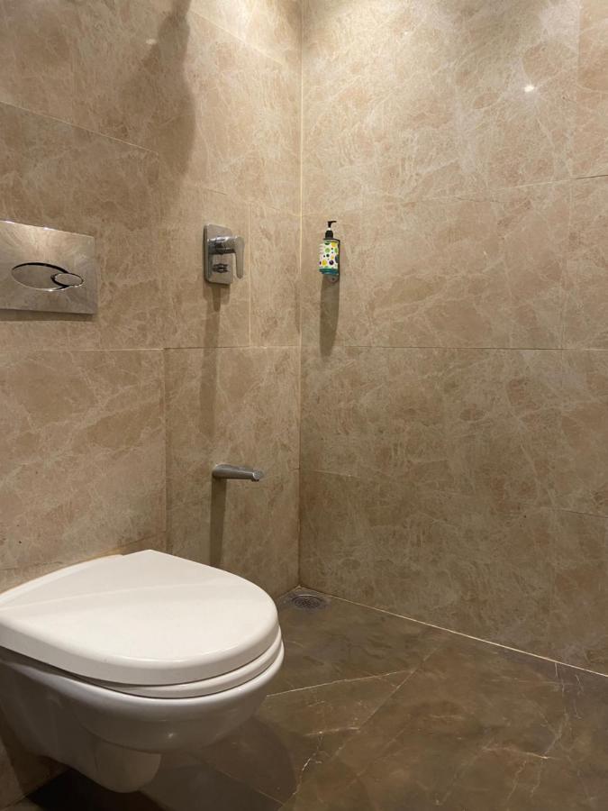 Hotel Oyster Suite Andheri West Mumbai Eksteriør bilde